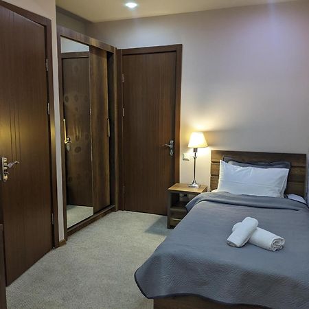 Sani Hotel Tbilisi Esterno foto