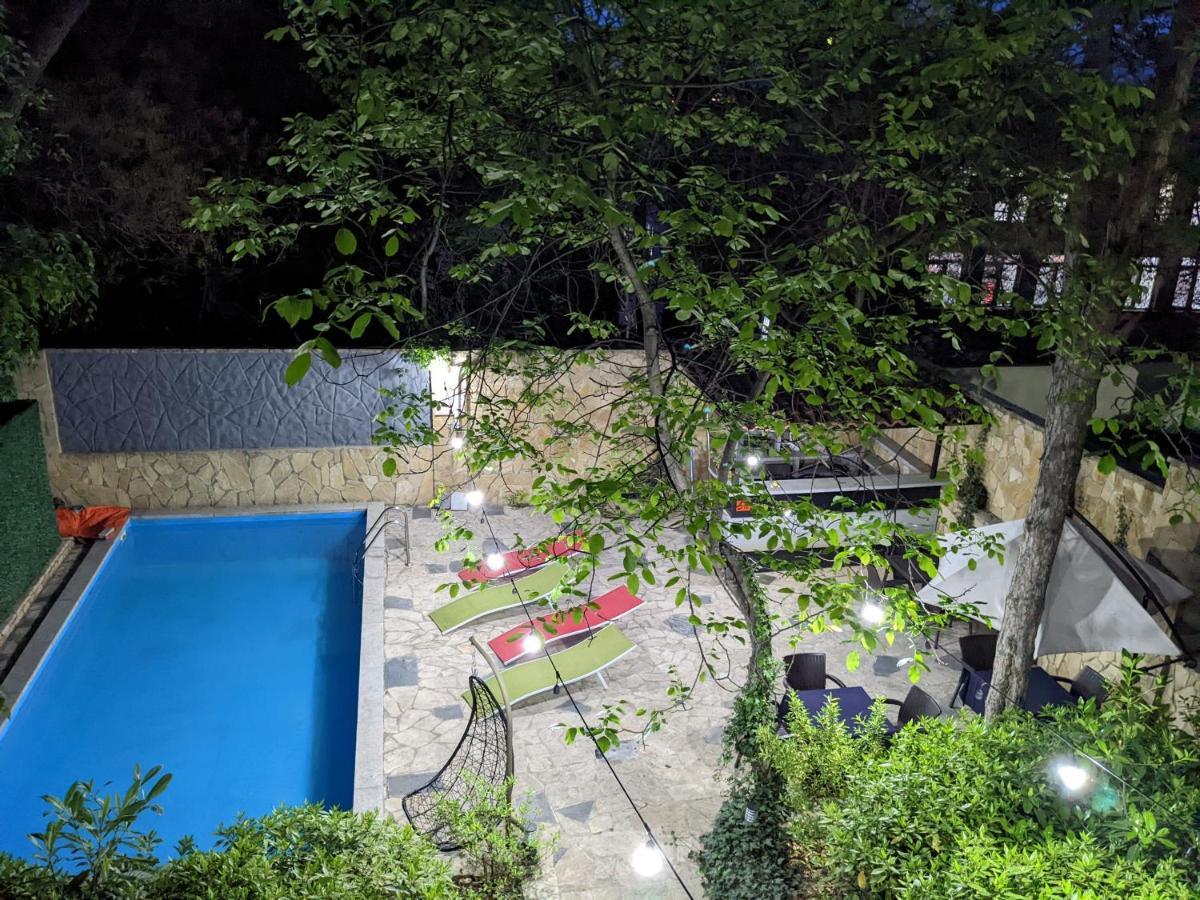 Sani Hotel Tbilisi Esterno foto