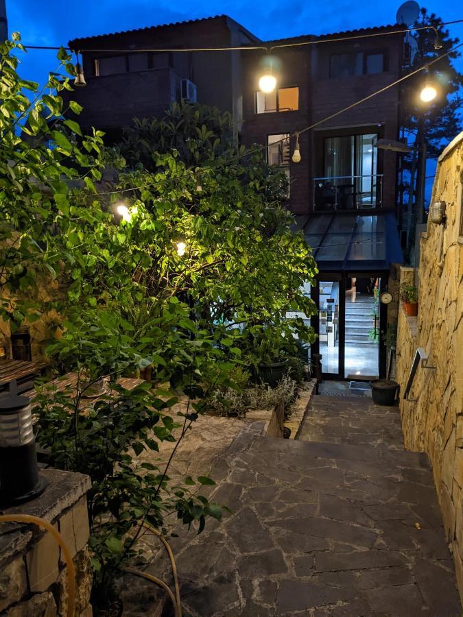 Sani Hotel Tbilisi Esterno foto