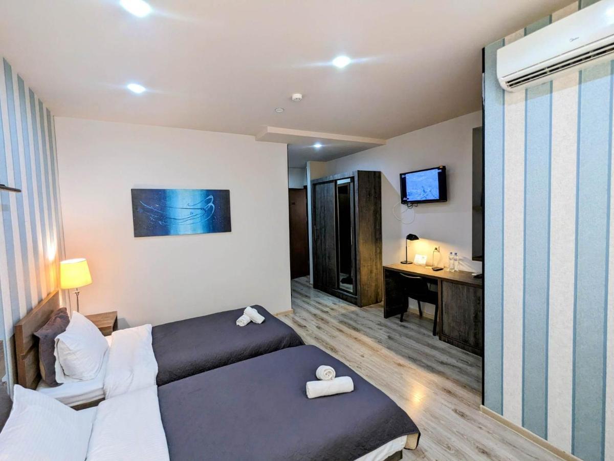Sani Hotel Tbilisi Esterno foto