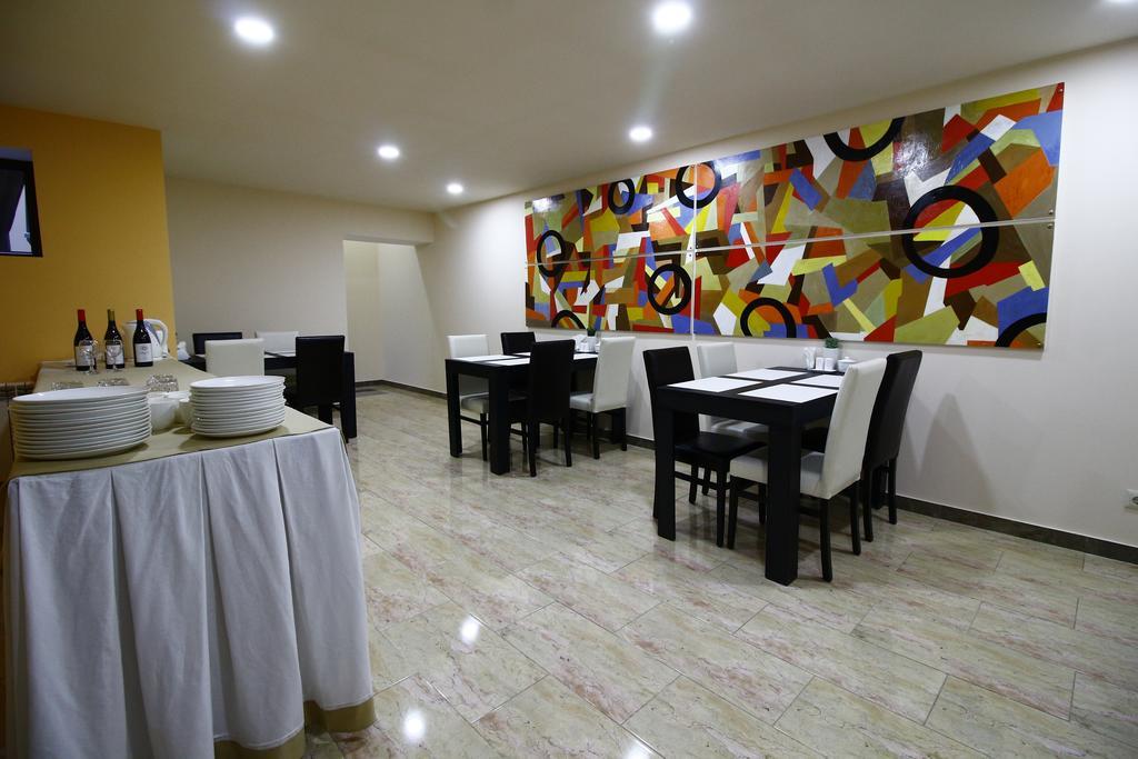 Sani Hotel Tbilisi Esterno foto