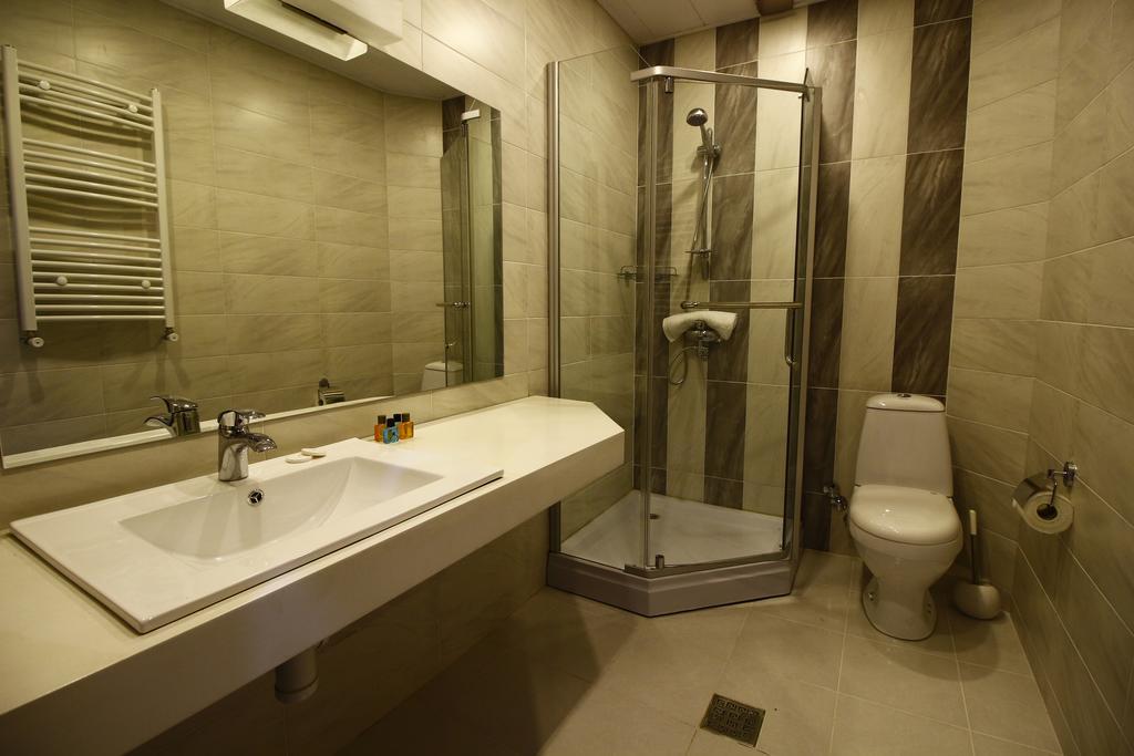Sani Hotel Tbilisi Esterno foto