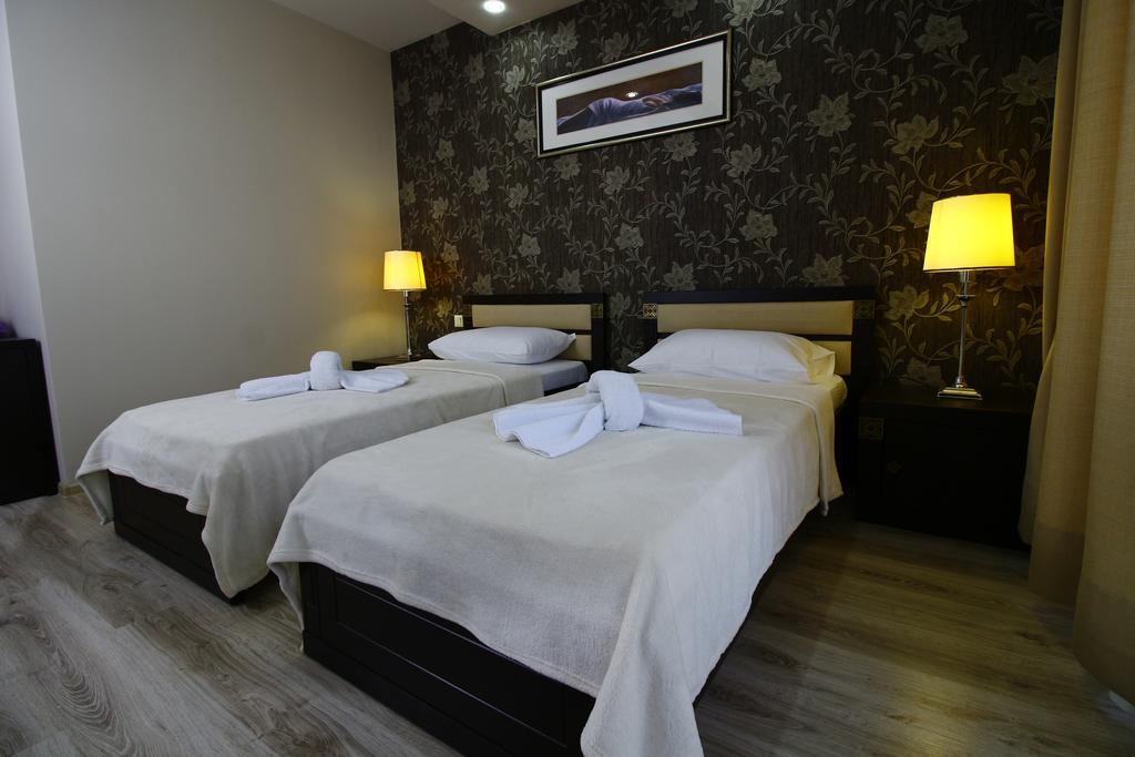 Sani Hotel Tbilisi Esterno foto