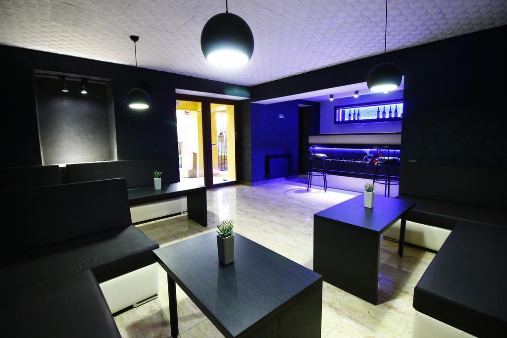 Sani Hotel Tbilisi Esterno foto
