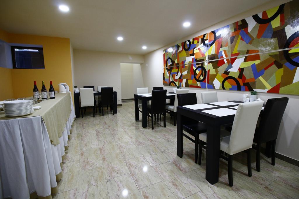Sani Hotel Tbilisi Esterno foto