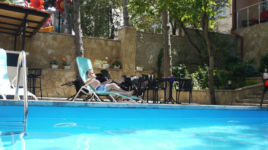 Sani Hotel Tbilisi Esterno foto
